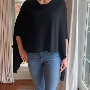 Mickey & Jenny poncho